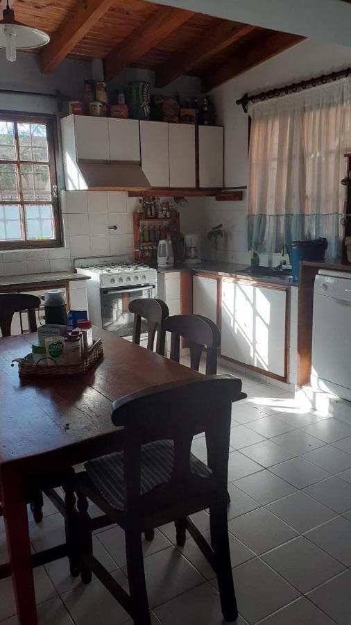 Casa Confortable - Parque Central - Estacionamiento, Patio, 3 Banos, 5 Habitaciones - Ла-Сьенегита Экстерьер фото