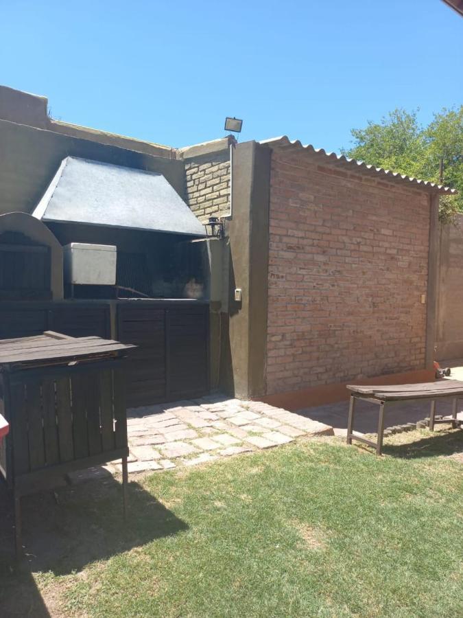 Casa Confortable - Parque Central - Estacionamiento, Patio, 3 Banos, 5 Habitaciones - Ла-Сьенегита Экстерьер фото