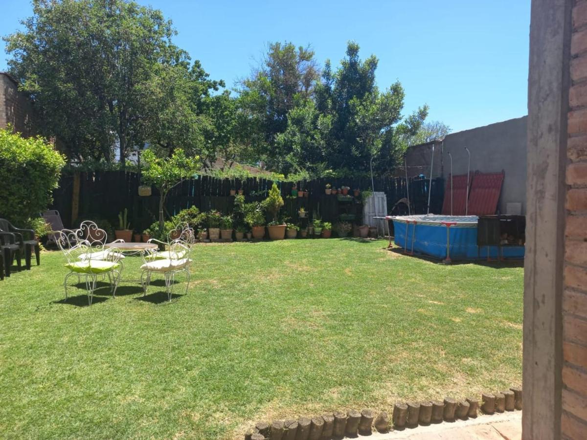 Casa Confortable - Parque Central - Estacionamiento, Patio, 3 Banos, 5 Habitaciones - Ла-Сьенегита Экстерьер фото