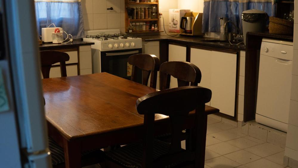 Casa Confortable - Parque Central - Estacionamiento, Patio, 3 Banos, 5 Habitaciones - Ла-Сьенегита Экстерьер фото